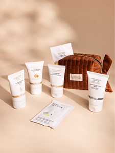 La trousse enchantée yesforlov cognac