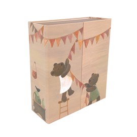 La garde robe avec le petit ours