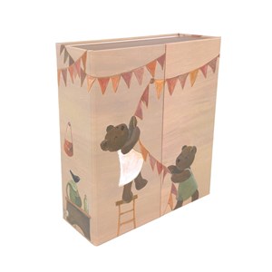 La garde robe avec le petit ours