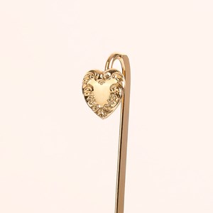 Marque-page doré – cœur et relief floral