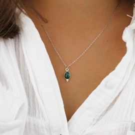 Collier acier inoxydable argenté et pendentif pierre naturelle d'aventurine