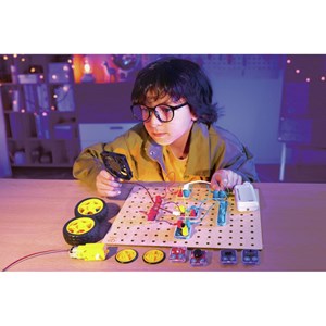 Circuit explorer basic