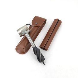 Tarière à main de survie