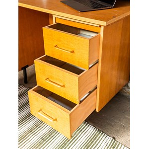 Yvan, le bureau en bois n°183