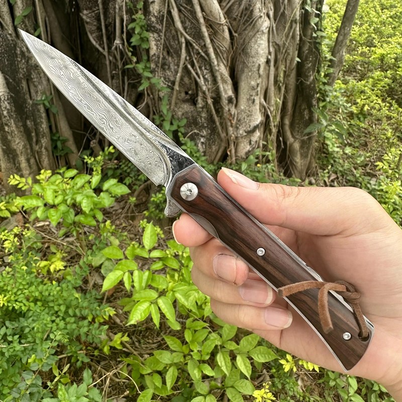 Couteau pliant bushcraft