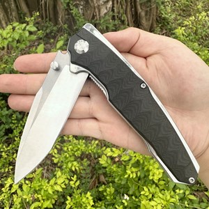 Couteau pliant tactique
