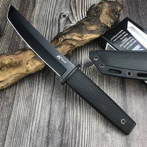 Couteau de survie japonais