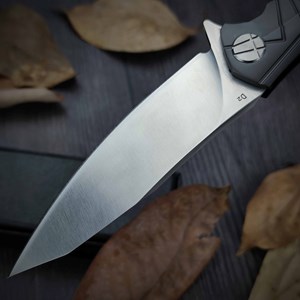 Couteau militaire tactique