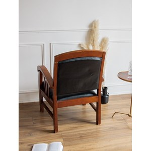 Jakob, le fauteuil en bois n°674