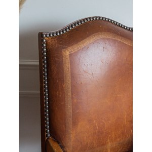 Ernest, le fauteuil en cuir n°582