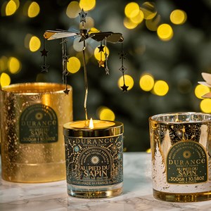 Carrousel bougie au pied du sapin