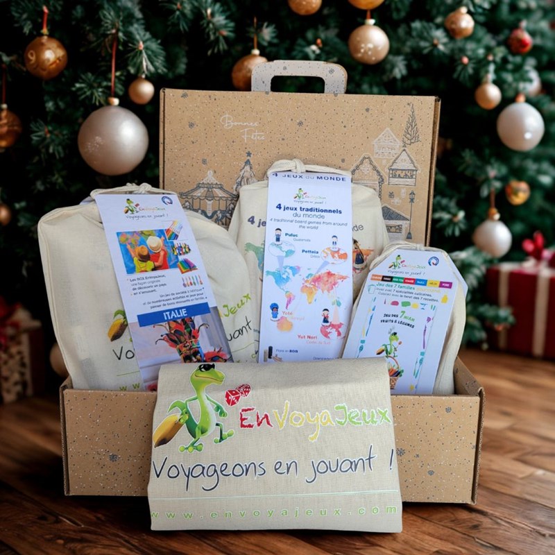 Coffret noël voyage & jeux : 4 jeux du monde + kit italie + 7 miam