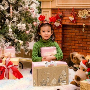 Coffret noël voyage & jeux : 4 jeux du monde + kit kenya + 7 miam