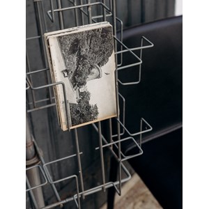 Portant à cartes postales en métal n°150