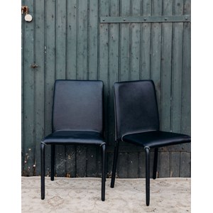 Paire de chaises simili-cuir n°914