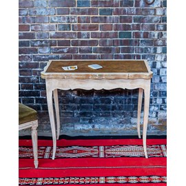 Francine, la table de jeu en bois n°492