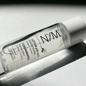 Lotion pré-soin hydratante au neem, prépare et dynamise la peau avant les soins