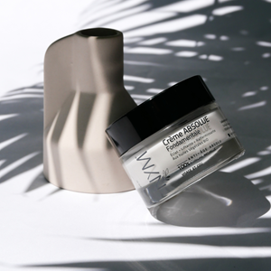 Crème absolue anti-âge au neem, soin régénérant hydratant et raffermissant