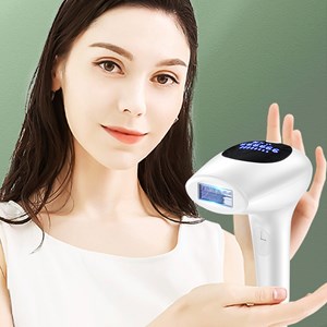 Épilateur ipl à lumière pulsée. 8 niveaux, 900 000 éclats de flash.