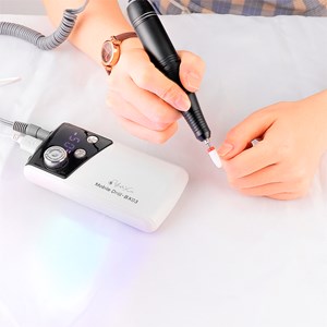 Ponceuse à ongles avec batterie rechargeable de 2000mah, jusqu'à 35.000rpm.