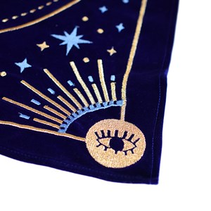 Nappe de divination message à l'univers