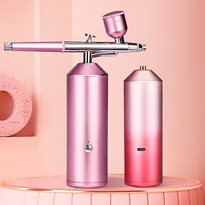 Instrument de injection d'oxygène à main. Spray haute pression portable.