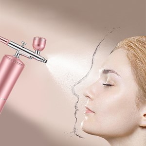 Pulvérisateur aérographe injection d'oxygène rajeunissement et beauté faciale.