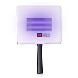 Lampe de poche pour détecter l'état de la peau, par lumière ultraviolette.