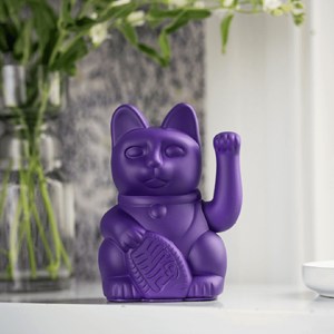 Chat japonais porte bonheur maneki neko violet