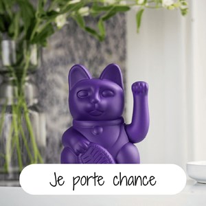 Chat japonais porte bonheur maneki neko violet
