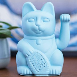Chat japonais porte bonheur maneki neko bleu ciel