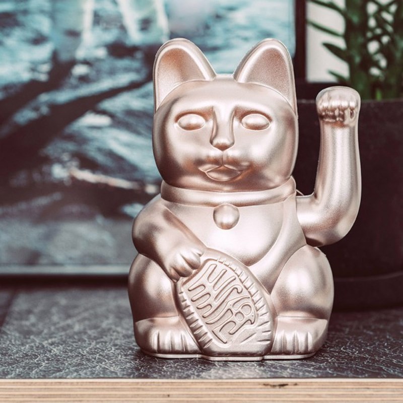 Chat japonais porte bonheur maneki neko moonlight