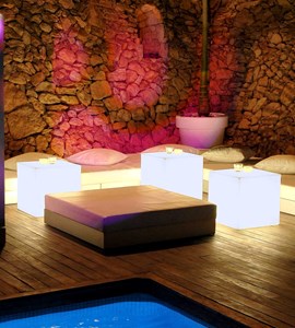 Cube lumineux rechargeable usb et solaire cuby