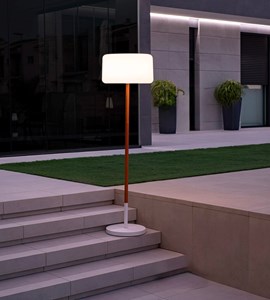 Lampe usb et solaire chloe plant