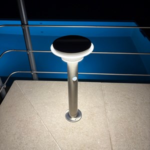 Borne extérieure solaire genova avec détecteur de mouvements inox