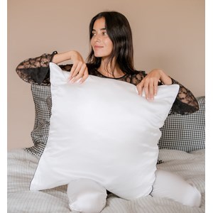 Taie d'oreiller en soie noir blanc 65x65