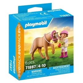 Duo : fillette avec son poney