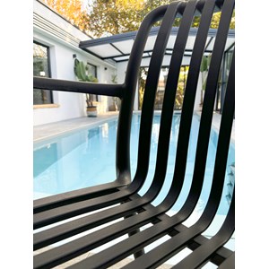 Lot de 2 fauteuils de jardin empilables en polypropylène