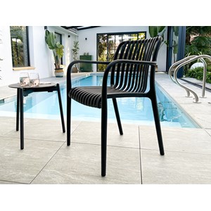 Lot de 2 fauteuils de jardin empilables en polypropylène
