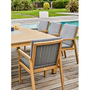 Ensemble table et fauteuils de jardin sullana