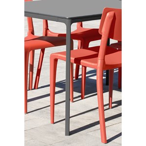 Table de jardin meet