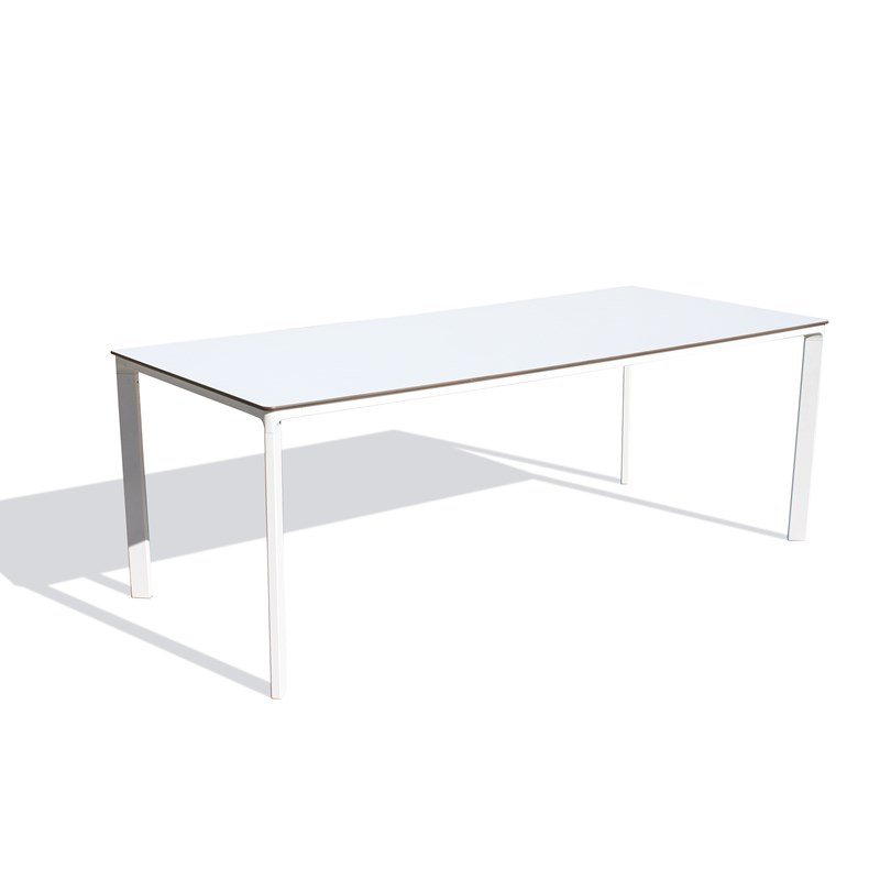 Table de jardin meet