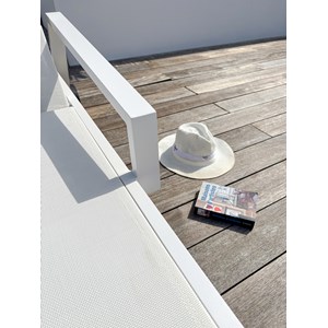 Bain de soleil en aluminium et toile plastifiéehe