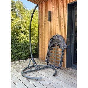 Balancelle de jardin en acier avec coussins