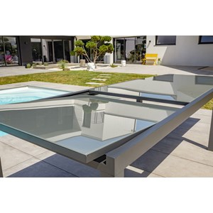 Ensemble repas 12 places en aluminium et plateau verre