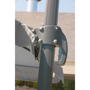 Parasol avec pied excentré en acier et toilee