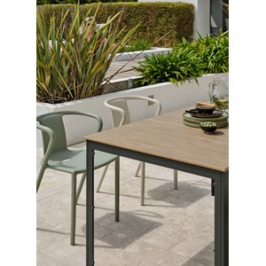 Ensemble repas de jardin 4 places en aluminium