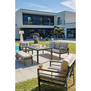 Ensemble table, fauteuils et bancs de jardin cayenne