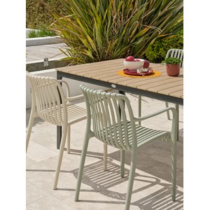 Ensemble repas de jardin 4 places en aluminium