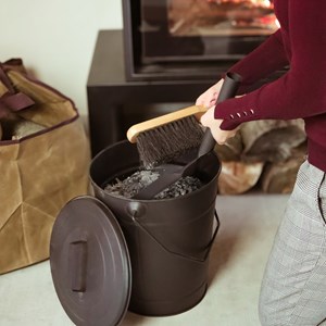 Kit pelle et balayette à cendre - bois